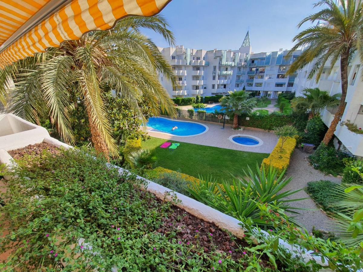 Royal Marine Deluxe Appartement Roses
